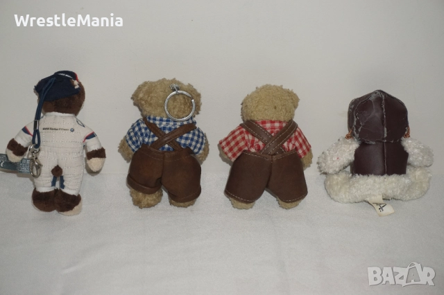 Лот от 4 Броя Малки Мечета BMW Sauber F1 Team Mcdonald's И Две Без Етикети, снимка 2 - Колекции - 52178301