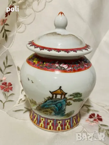 китайски порцеланов буркан 