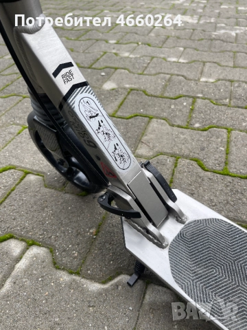 Тротинетка Decathlon Oxelo Mid 9 сива, снимка 5 - Скутери и тротинетки - 52584919