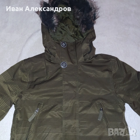 Дамско ски/сноуборд яке Protest, разм.S