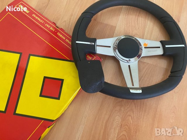 Спортен волан МОМО, Италия, снимка 10 - Аксесоари и консумативи - 43464356