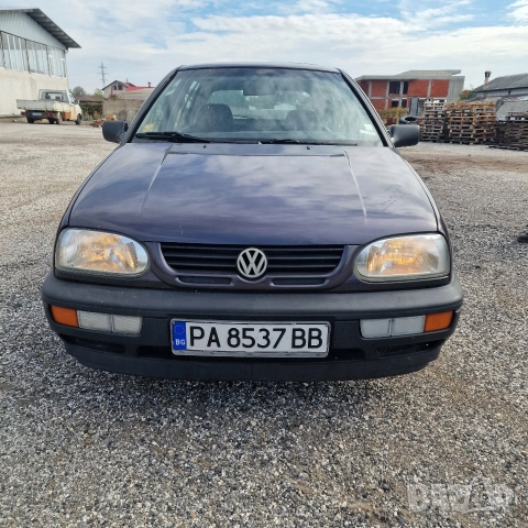 VW Golf, снимка 7 - Автомобили и джипове - 52852256