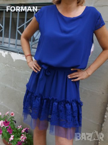 Рокля в кралскосин цвят с дантела около раменете и с дантелен бордюр, снимка 1