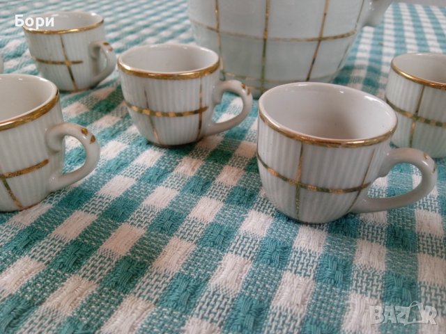 Порцеланов к-т за ракия, снимка 4 - Сервизи - 41436520