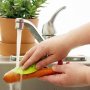 Универсална ръкохватка за бързо почистване на плодове и зеленчуци, 10х12см, снимка 4