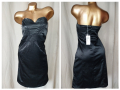 L Черна сатенена рокля с пайети , снимка 1 - Рокли - 44802406