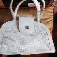 Нова с етикет дамска маркова чанта GF FERRE, еко кожа, снимка 13 - Чанти - 36000500