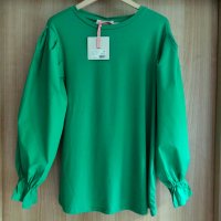 зелена блуза с дълъг ръкав, снимка 2 - Блузи с дълъг ръкав и пуловери - 41670829