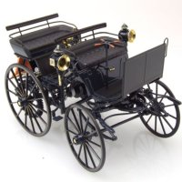 Daimler Motorkutsche 1886 - мащаб 1:18 на Norev моделът е нов в кутия, снимка 8 - Колекции - 41951305