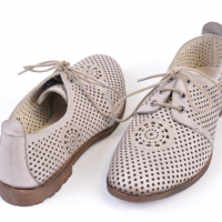 НОВО! Ниски дамски обувки с лазерна перфорация от естествена кожа, снимка 4 - Дамски ежедневни обувки - 36149154