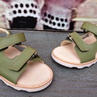 Английски детски сандали естествена кожа-CLARKS , снимка 3 - Детски сандали и чехли - 40725010