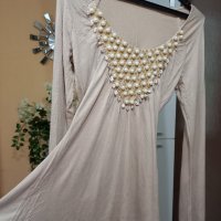 Бежова блуза с дълъг ръкав с декорация от перли и рапанчета, снимка 4 - Блузи с дълъг ръкав и пуловери - 40662848