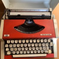 пишеща машина tbm de Luxe, снимка 2 - Антикварни и старинни предмети - 44493113