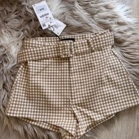 Чисто нови къси панталонки с колан, ZARA, снимка 2 - Къси панталони и бермуди - 35949400