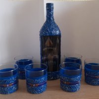 Бутилка на Левски с шест чаши, снимка 1 - Футбол - 33790183