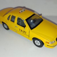 Ford 1999 Crown Victoria Taxi - Welly 49762, снимка 6 - Колекции - 42517834