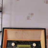 Радио апарат лампов,произход Германия 70-те години., снимка 8 - Антикварни и старинни предмети - 41138025