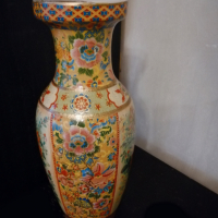 Порцеланова ваза, снимка 1 - Вази - 36358655