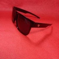слънчеви очила  Prada, снимка 2 - Слънчеви и диоптрични очила - 41977139