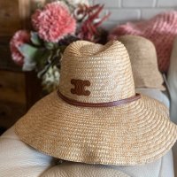 Шапка Селин*celine triomphe bucket hat in raphia*black logo, снимка 12 - Шапки - 41992610