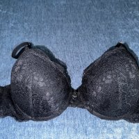 Дамски сутиен Armani underwear, снимка 1 - Бельо - 40837747