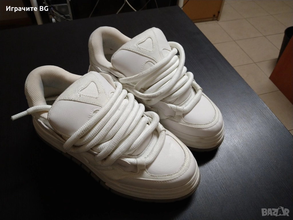 Спортни обувки, Bershka, снимка 1