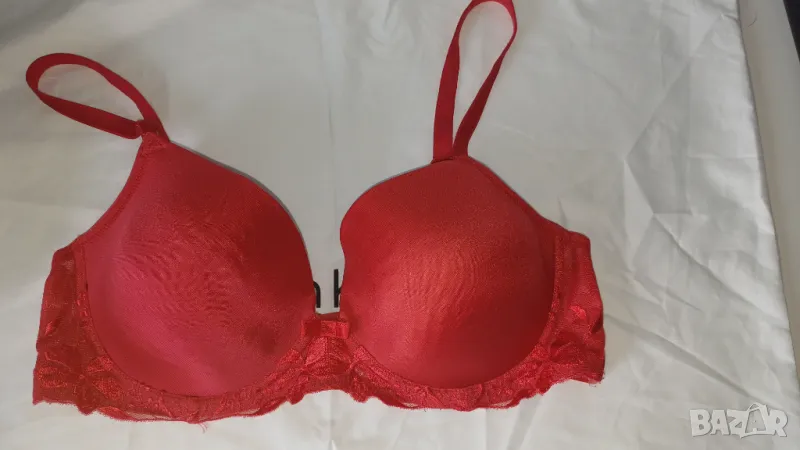 Червен сутиен Triumph 80 B, снимка 1
