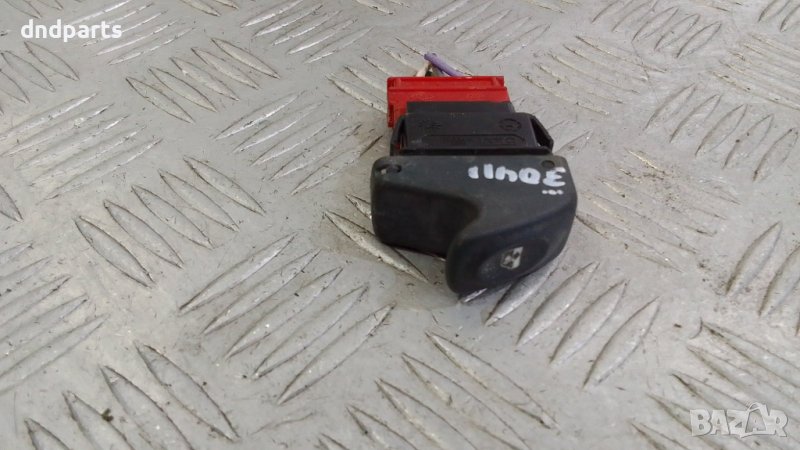 Бутон стъкло Renault Megane Scenic 1997г.(заден ляв)	, снимка 1