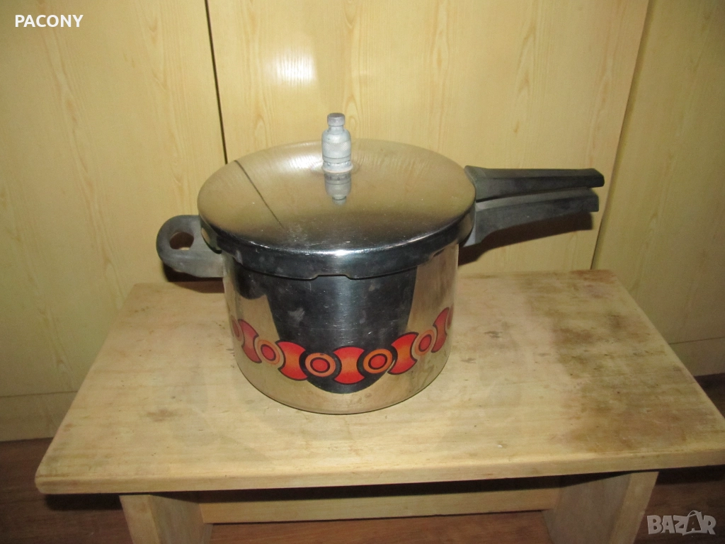 ТЕНДЖЕРА ПОД НАЛЯГАНЕ - ГЕРМАНИЯ, снимка 1