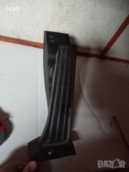 Педал газ датчик газта БМВ BMW Е60 Е61 Е64 Е90 Е65 Е66 Е83 Е72, снимка 1