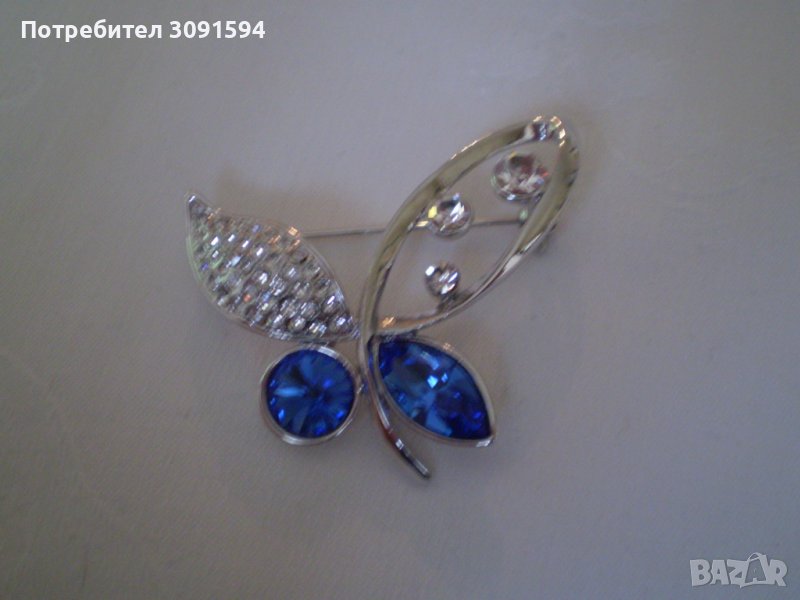 Брошка Бял Метал  , снимка 1