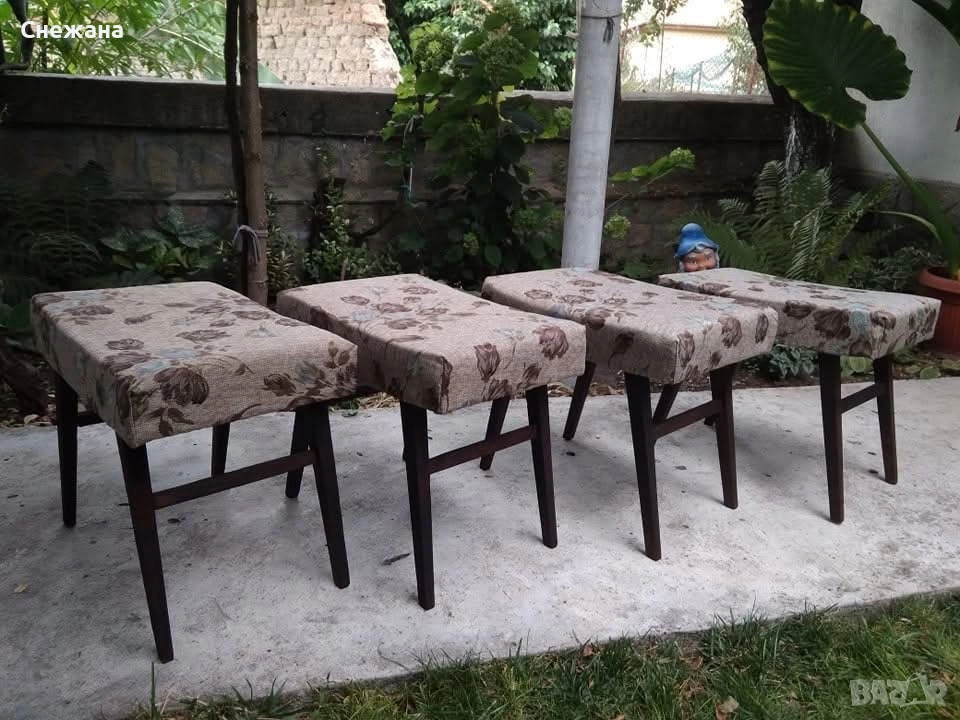 Реставрирани стари табуретки, снимка 1