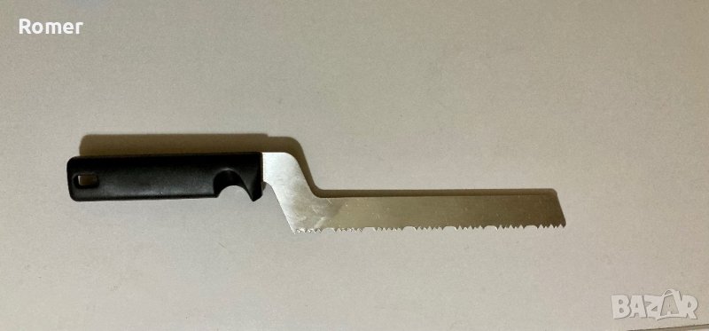 Шведски нож с назъбенo острие, снимка 1