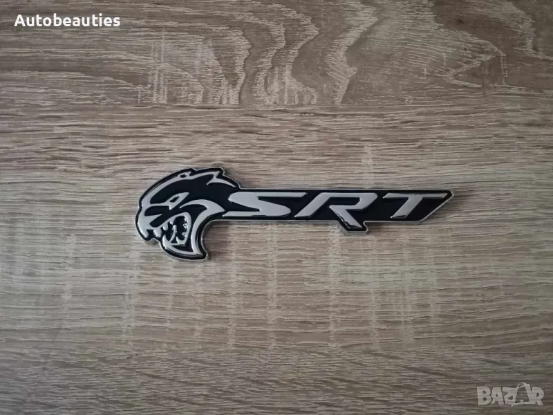 SRT Hellcat сребристо с черно емблема лява, снимка 1