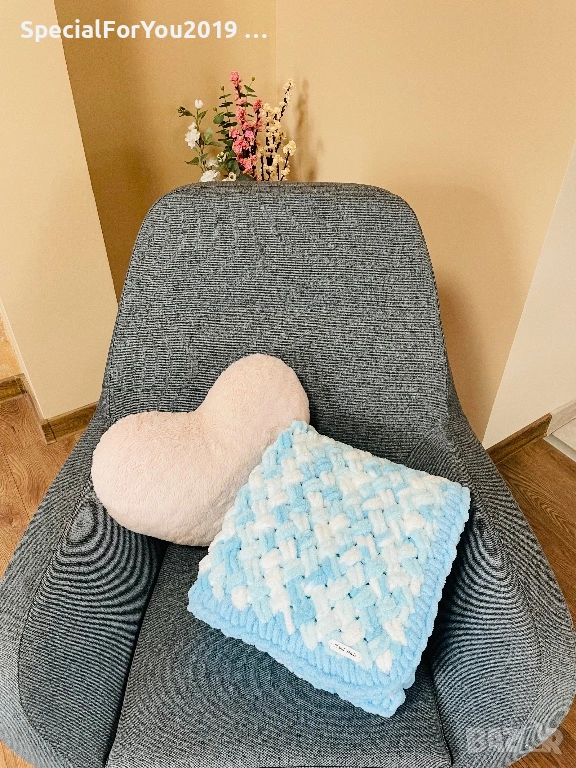 Ръчно плетено бебешко одеялце от прежда Alize Puffy, снимка 1