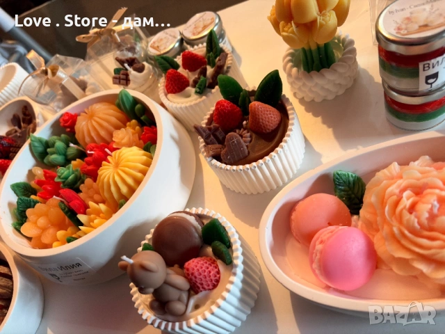 Свещи за подарък ръчна изработка сувенир , снимка 16 - Декорация за дома - 53614231