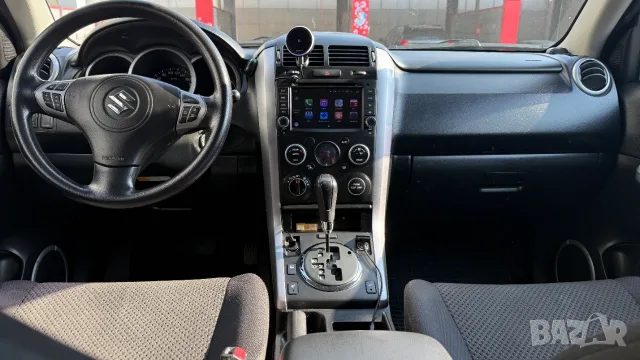 Suzuki Grand Vitara 2.4, снимка 7 - Автомобили и джипове - 56047822
