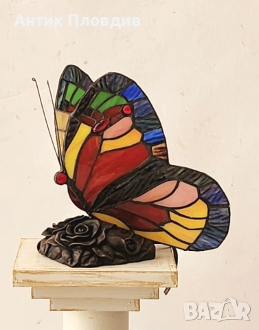 Лампа Tiffany стил – червена пеперуда, снимка 3 - Настолни лампи - 51655966