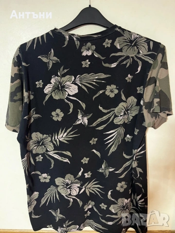 Цветна тениска с къс ръкав, снимка 2 - Тениски - 53114380