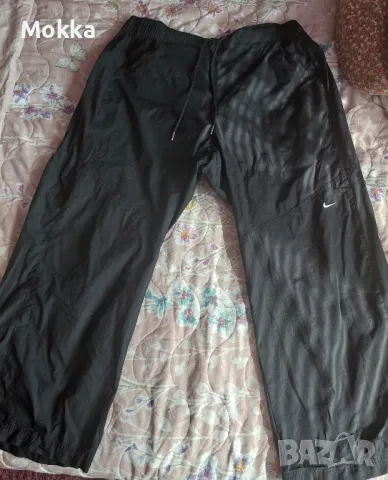 Дамски панталон Nike, снимка 3 - Панталони - 49314408