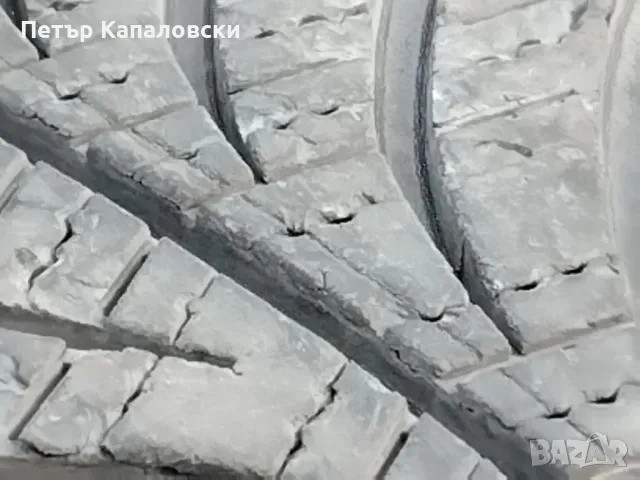 Гуми 215 50 17 Гудиър Goodyear 2 броя. Нов внос. Не са нови.Гарация. , снимка 2 - Гуми и джанти - 47909643