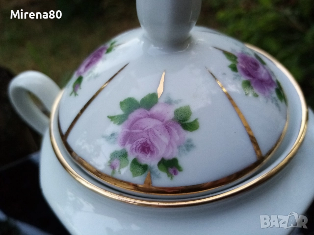 Красив сервиз за кафе - костен порцелан, снимка 5 - Сервизи - 51446860