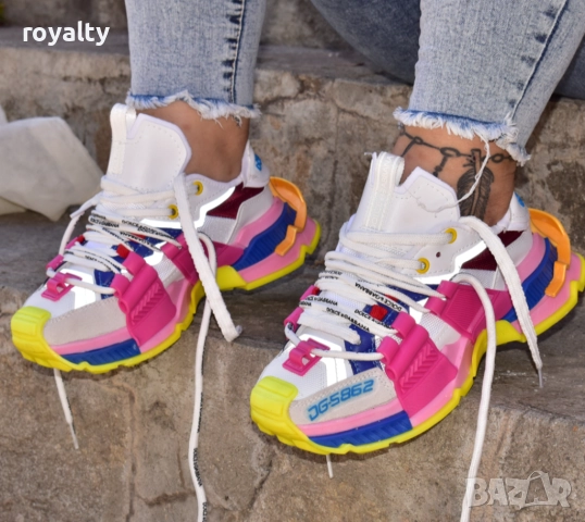 Дамски сникърси-Dolce&Gabbana- Цветни, снимка 2 - Маратонки - 51941253