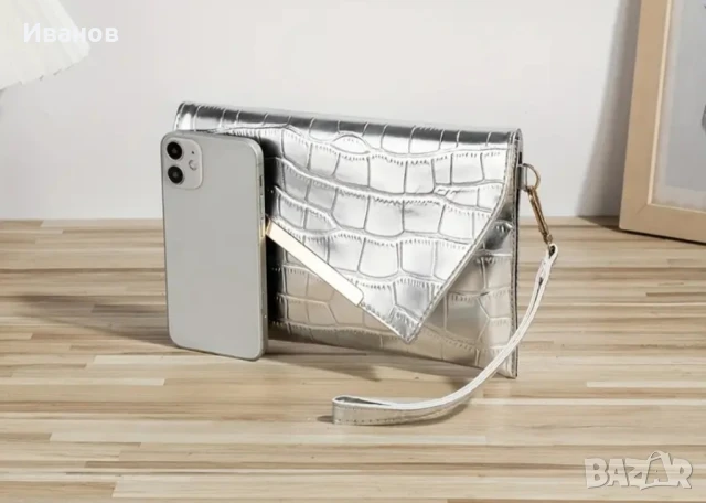 Дамски клъч, снимка 5 - Чанти - 51104932