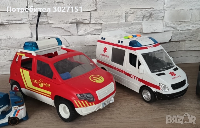 Играчки - камионче, пожарна, линейка, снимка 4 - Коли, камиони, мотори, писти - 52146828