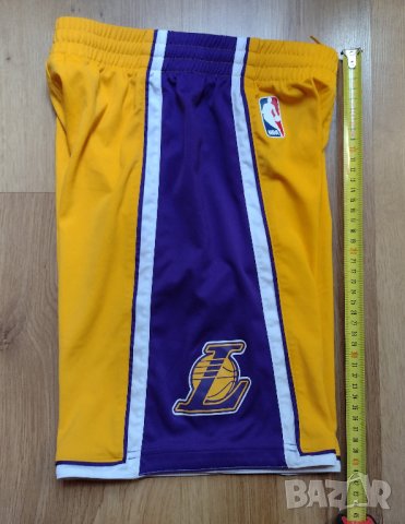 NBA / Los Angeles Lakers / Adidas - баскетболни детски шорти 140см., снимка 2 - Детски къси панталони - 41924832