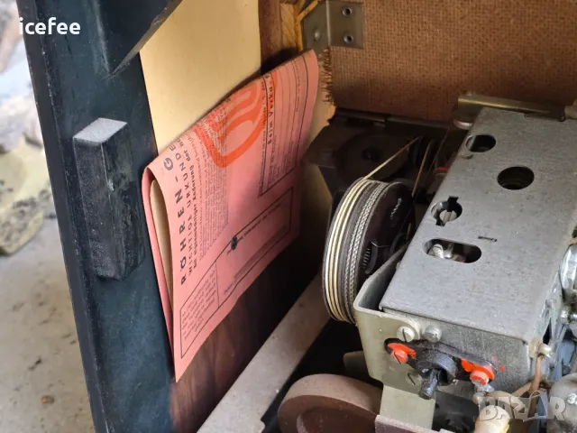 Saba Triberg 11 радио, снимка 9 - Радиокасетофони, транзистори - 49944765