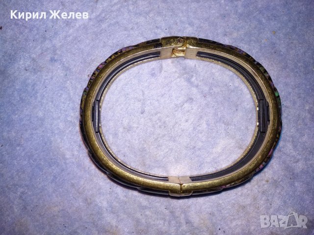 ПРЕКРАСНА ВИНТИДЖ СТИЛ АРТ ГРИВНА БЛАГОРОДНА СТОМАНА ЗЛАТИСТА РЪЧНО ИЗРИСУВАНА 38322, снимка 3 - Гривни - 41096228