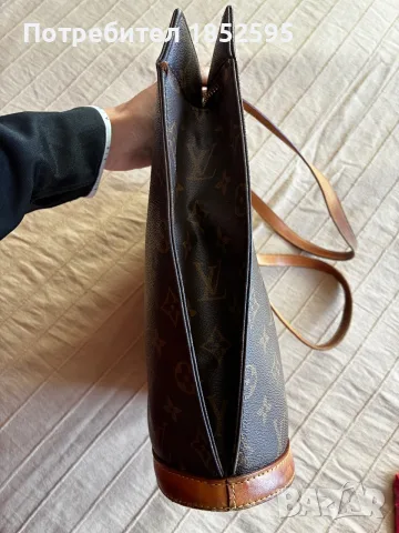 Оригинална чанта Louis Vuitton , снимка 12 - Чанти - 56410503