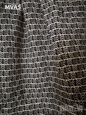 Нови къси панталонки H&M бермуди M размрер черно бели фигурални, снимка 3 - Къси панталони и бермуди - 41634516